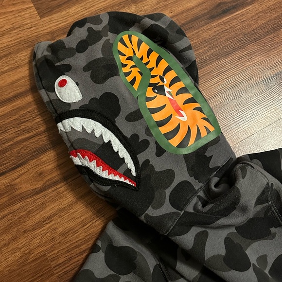 VTG A Bathing Ape “WGM” Jacket, Size: Small - Picture 8 of 15